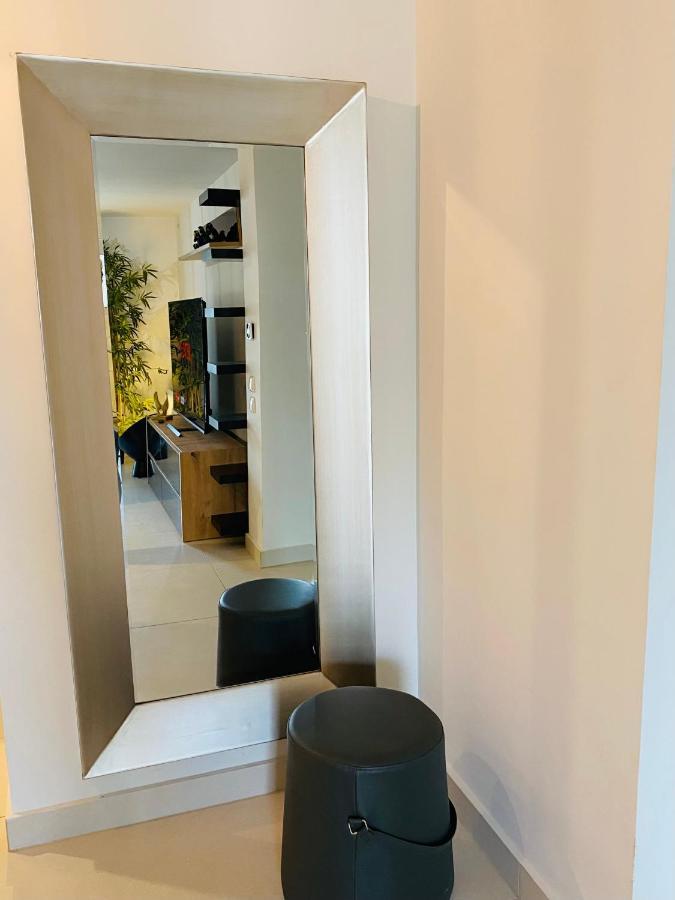 New 2Bd Aprt With Shared Rooftop Pool E2 Афины Экстерьер фото