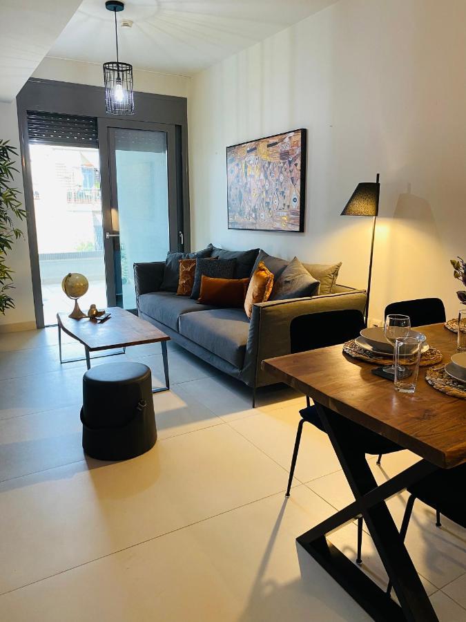 New 2Bd Aprt With Shared Rooftop Pool E2 Афины Экстерьер фото